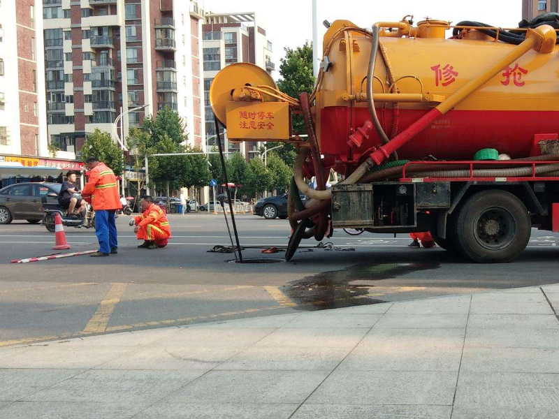 浦东新区南汇新场镇牌楼东路疏通下水道马桶地漏装马桶