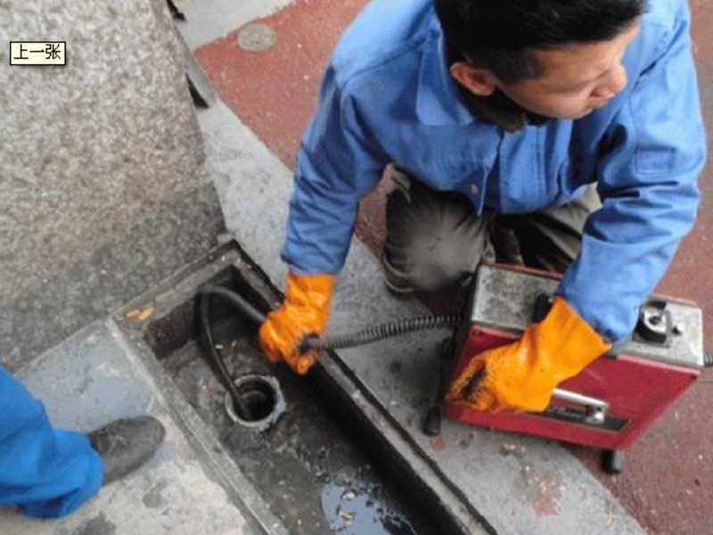 浦东张江路高压清洗工程车疏通清洗各种管道