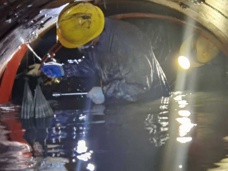 上海浦东专业管道疏通、高压清洗各种管道、化粪池抽粪