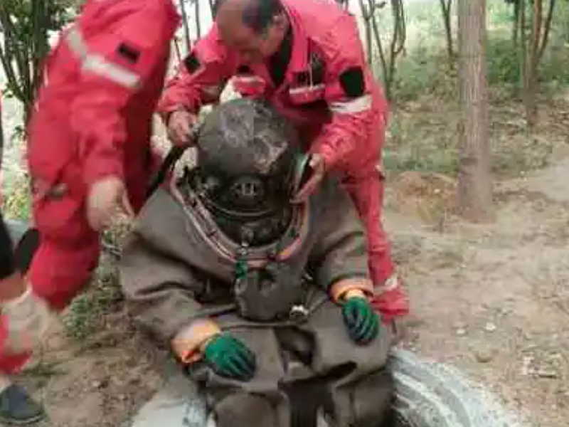 浦东24H服务专业疏通马桶 蹲坑 浴缸 面盆 抽粪