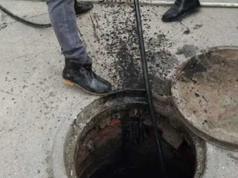 浦东区川沙专业化粪池清理吸粪车抽粪高压清洗污泥管道