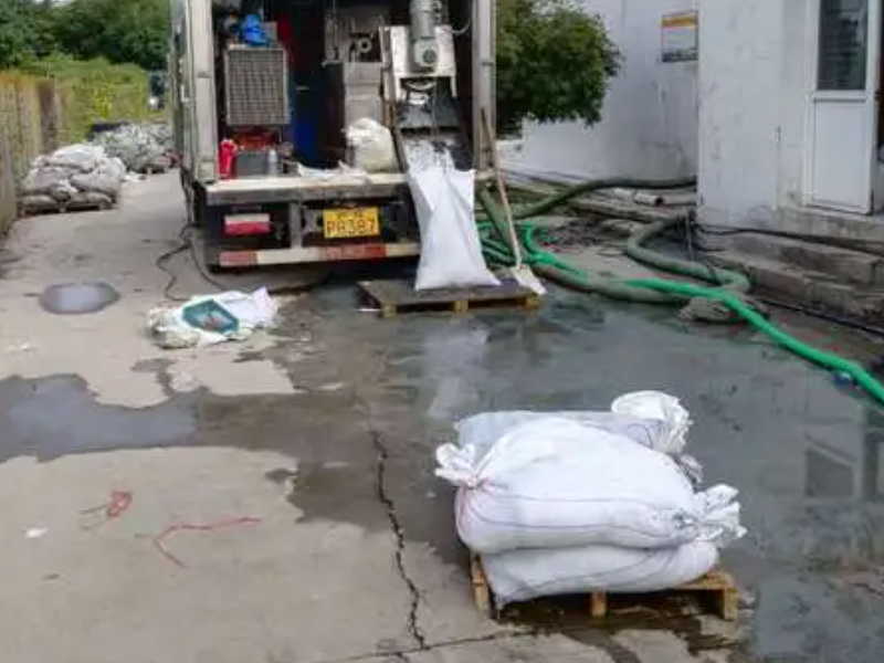 浦东陆家嘴下水管道疏通、马桶、地漏水池、蹲便